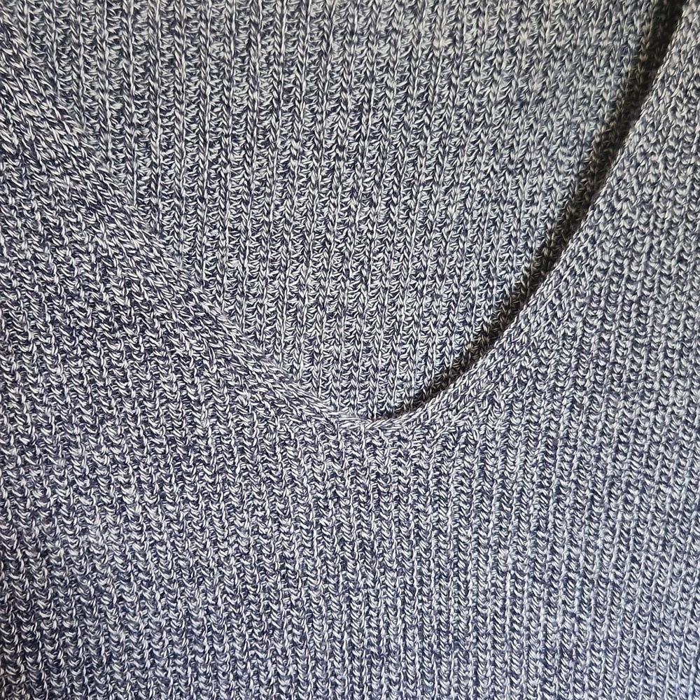 ✨ Reitmans “The Classic” V-Neck Knit Sweater -Size 2x ✨ - Picture 5 of 10